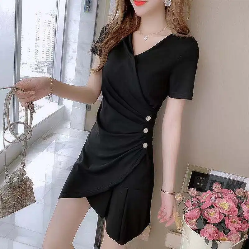 2021 Summer party mini dress Fashion Dress V-Neck Short Sleeve Bodycon Slim Casual Short skirt Women Sexy Low Chest Dresses
2021 Summer party mini dress Fashion Dress V-Neck Short Sleeve Bodycon Slim Casual Short skirt Women Sexy Low Chest Dresses
