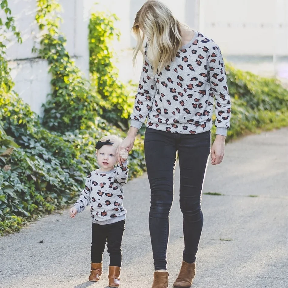 Leopard Sweaters Autumn Mother Daughter Matching Sweatshirts Family Set Mom Baby Mommy and Me Clothes Women Girls Toddler Tops
Leopard Sweaters Autumn Mother Daughter Matching Sweatshirts Family Set Mom Baby Mommy and Me Clothes Women Girls Toddler Tops
