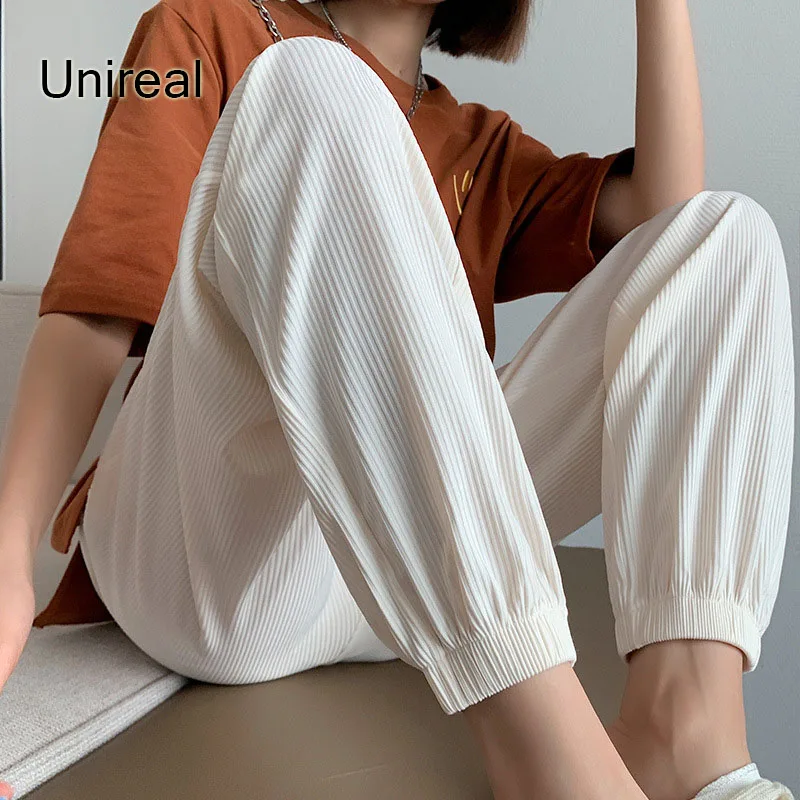 Unireal 2021 Summer Women Harem Pants High Waist Elastic Trousers Loose Streetwear Female Casual Pants 
Unireal 2021 Summer Women Harem Pants High Waist Elastic Trousers Loose Streetwear Female Casual Pants