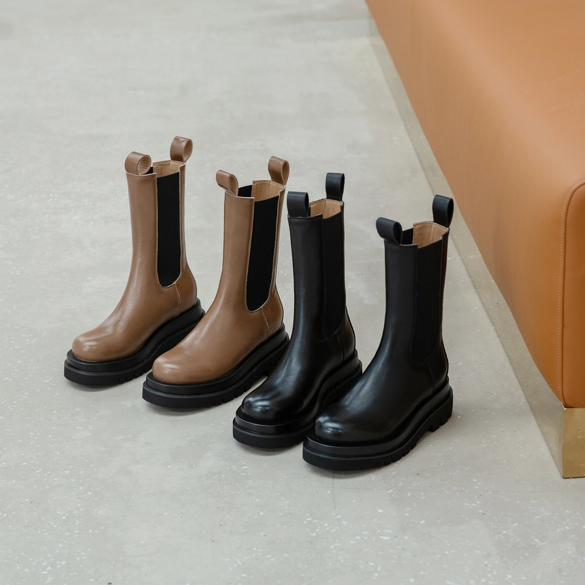 Women's Boots Fashion High Quality Genuine Leather Round Toe Ladies Elastic Mid-Calf Winter Motorcycl Female Shoes
Women's Boots Fashion High Quality Genuine Leather Round Toe Ladies Elastic Mid-Calf Winter Motorcycl Female Shoes