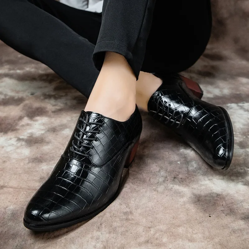 New Men Pointed Toe Genuine Leather Shoes High Heels Fashion Heighten Oxford Shoes Male Business Casual Dress Shoes
New Men Pointed Toe Genuine Leather Shoes High Heels Fashion Heighten Oxford Shoes Male Business Casual Dress Shoes
