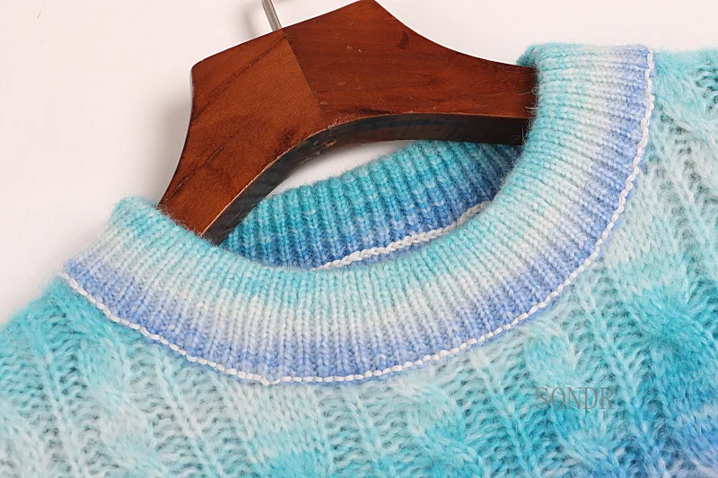 Gradient Rainbow Sweater Women Jumpers 2021 Spring New Twist Knitted Sweater Round Neck Pullovers Ladies Knitwear Fashion Tops
Gradient Rainbow Sweater Women Jumpers 2021 Spring New Twist Knitted Sweater Round Neck Pullovers Ladies Knitwear Fashion Tops