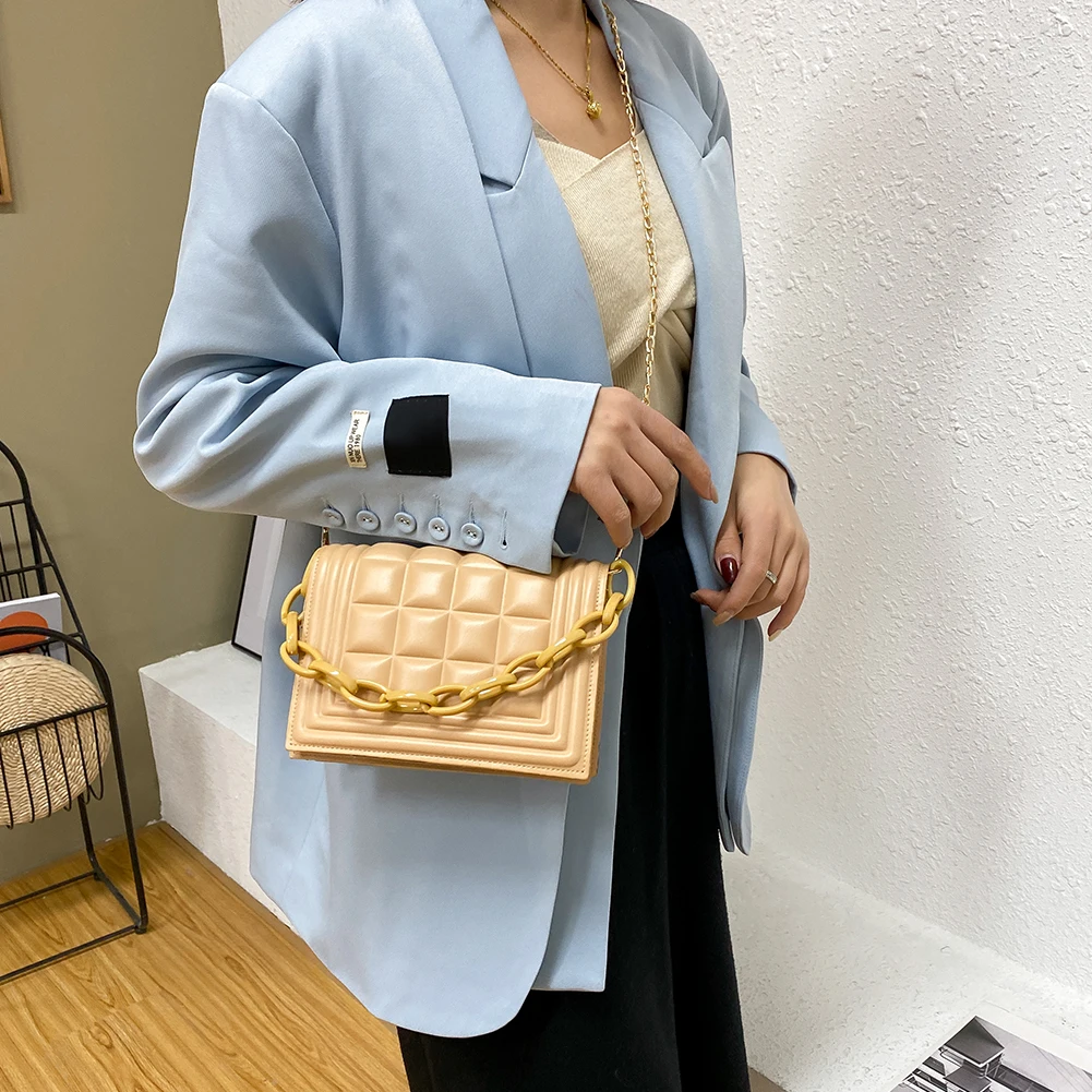 Модные женские сумки на плечо, Сумки из натуральной кожи Портативный леди решетки кожаная сумка через плечо женская сумка на цепочке Молоде... 
Модные женские сумки на плечо, Сумки из натуральной кожи Портативный леди решетки кожаная сумка через плечо женская сумка на цепочке Молоде...