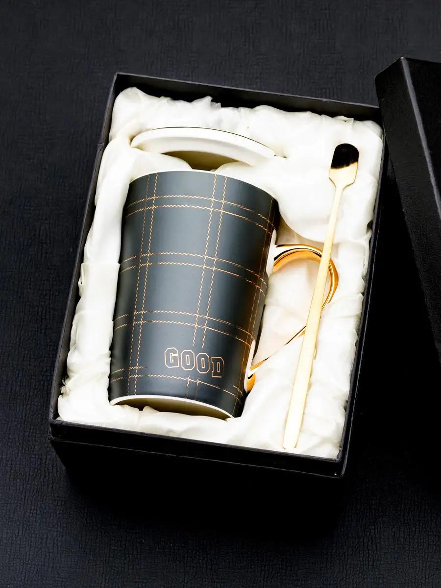 Gift Box Nordic creative high sense boys and women's ceramic cup large capacity household mug coffee cup with lid
Gift Box Nordic creative high sense boys and women's ceramic cup large capacity household mug coffee cup with lid
