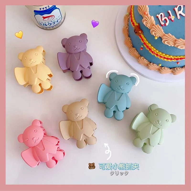 New Women Girls Cute Candy Colors Cartoon Bear Hair Claws for Women Girls Hairpin Crab Hair Washface Accessories Headwear
New Women Girls Cute Candy Colors Cartoon Bear Hair Claws for Women Girls Hairpin Crab Hair Washface Accessories Headwear