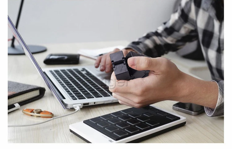 2021 antistress Infinite Cube Infinity Cube Magic Cube Office Flip Cubic Puzzle Stress Reliever Autism Toys relax toy for adults 
2021 antistress Infinite Cube Infinity Cube Magic Cube Office Flip Cubic Puzzle Stress Reliever Autism Toys relax toy for adults