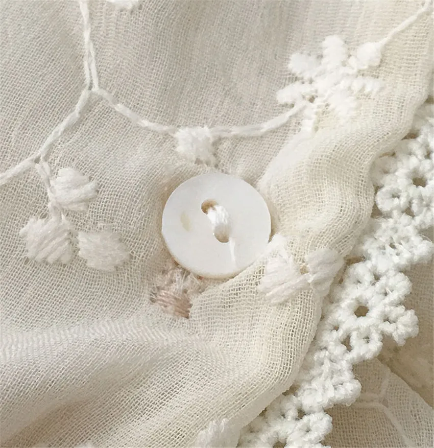 2021 Korean Fashion Sweet Elegant Blouse Kimono Women Tops And Blouses Fashion Long Sleeve Shirt Lace Blusa Mujer Crop Top
2021 Korean Fashion Sweet Elegant Blouse Kimono Women Tops And Blouses Fashion Long Sleeve Shirt Lace Blusa Mujer Crop Top