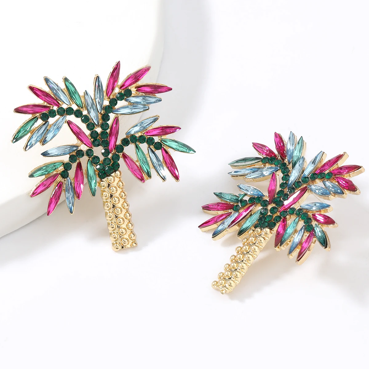 Fashionable Metal Acrylic Coconut Tree Earrings Beach Party Popular Stud Earrings Women's Simple Statement Earrings
Fashionable Metal Acrylic Coconut Tree Earrings Beach Party Popular Stud Earrings Women's Simple Statement Earrings