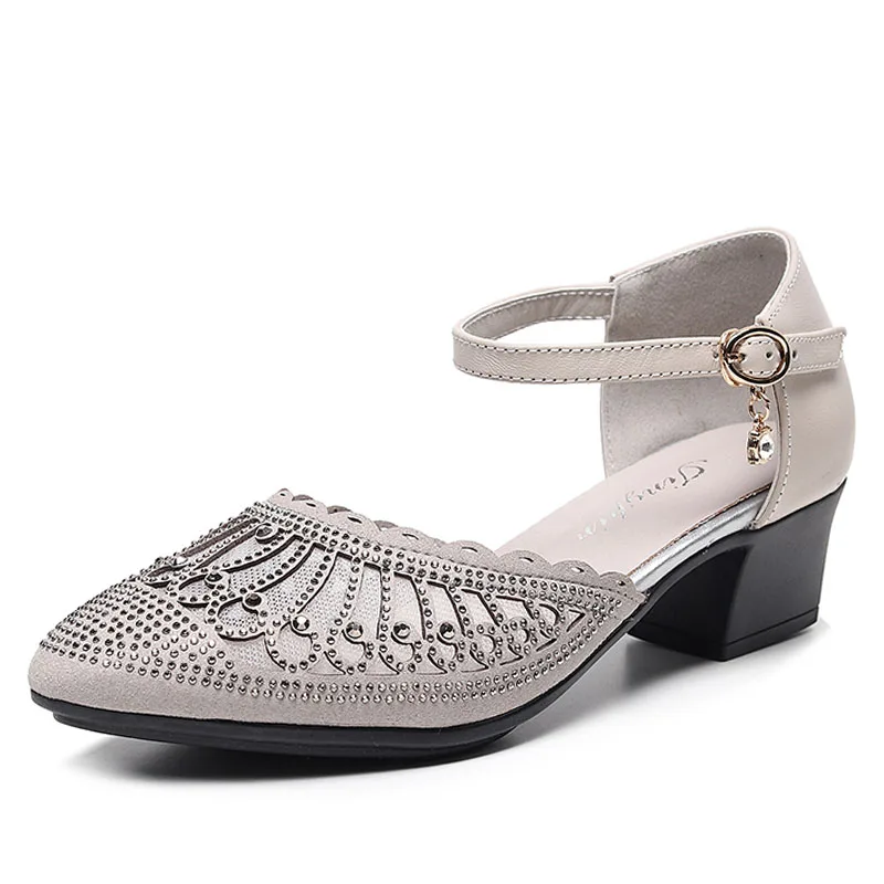 Female Cow Suede Pointed Toe Summer Shoes Women Thick Heel Sandals Hollow Breathable Air Mesh Rhinestone Buckle Casual Sandals
Female Cow Suede Pointed Toe Summer Shoes Women Thick Heel Sandals Hollow Breathable Air Mesh Rhinestone Buckle Casual Sandals
