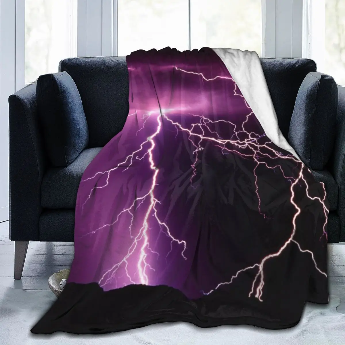 New Fashion 3D Lightning Personality Printed Flannel Blanket Sheet Bedding Soft Bed Cover Home Textile Decoration
New Fashion 3D Lightning Personality Printed Flannel Blanket Sheet Bedding Soft Bed Cover Home Textile Decoration