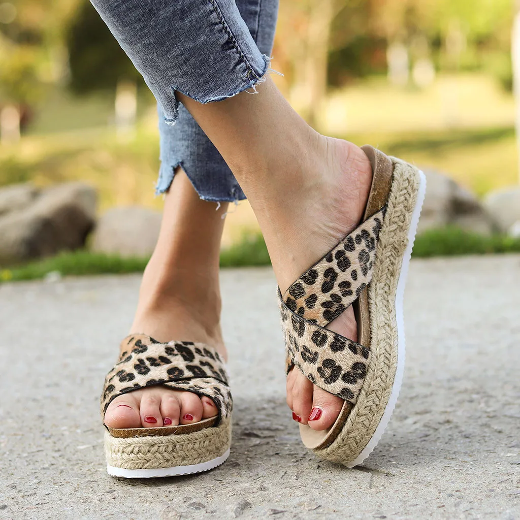 Sexy Leopard Summer Sandals Women Slippers Female Slides Peep Toe Platform Casual Shoes Woman Beach Flip Flops Sandalia Feminina
Sexy Leopard Summer Sandals Women Slippers Female Slides Peep Toe Platform Casual Shoes Woman Beach Flip Flops Sandalia Feminina
