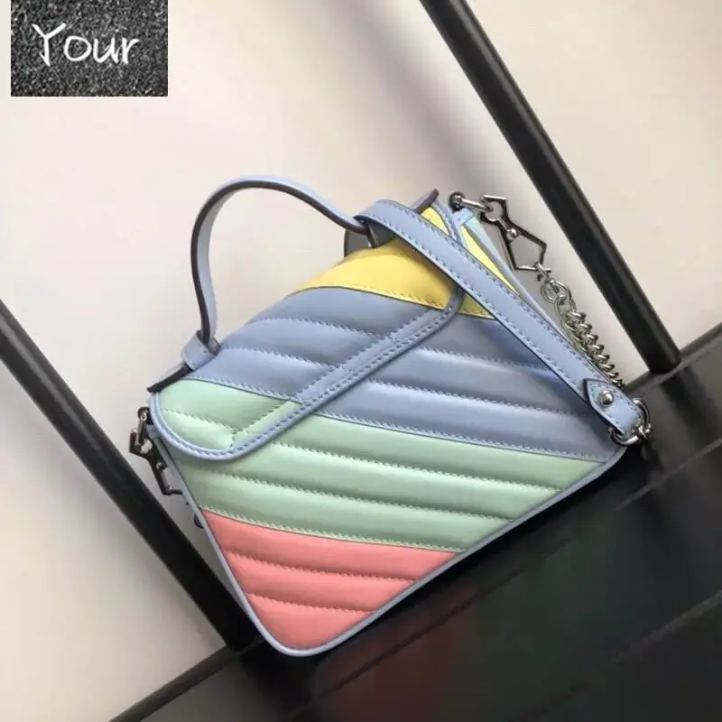 women's genuine leather handbag an inclined shoulder through the handbag large brand design fashion trend new top quality
women's genuine leather handbag an inclined shoulder through the handbag large brand design fashion trend new top quality