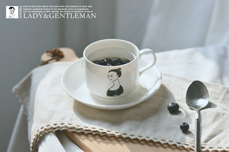 Handle White Coffee Mugs Creative Ceramic Nordic Couple Coffee Cups Saucer Bone China Kaffeebecher Kitchen Dining Bar EF50CC
Handle White Coffee Mugs Creative Ceramic Nordic Couple Coffee Cups Saucer Bone China Kaffeebecher Kitchen Dining Bar EF50CC