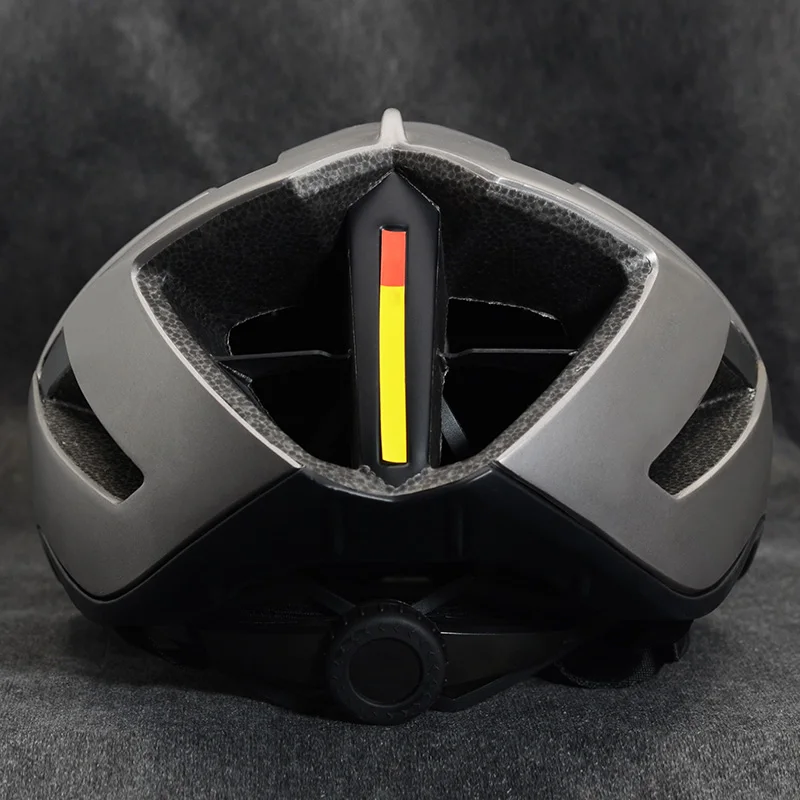 Bike Helmet Ultralight-Molded Safety Caps Mountain Bikes MTB Cycling Helmet Casco Ciclismo 6 Colors Bicycle Helmet 54-60cm
Bike Helmet Ultralight-Molded Safety Caps Mountain Bikes MTB Cycling Helmet Casco Ciclismo 6 Colors Bicycle Helmet 54-60cm