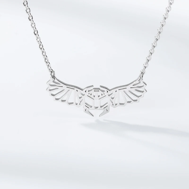 Cool Gothic Animal Necklace for Women Men Bat Neck Chain Punk Eagle Insects Pendant Necklaces Party Stainless Steel Jewelry Gift
Cool Gothic Animal Necklace for Women Men Bat Neck Chain Punk Eagle Insects Pendant Necklaces Party Stainless Steel Jewelry Gift