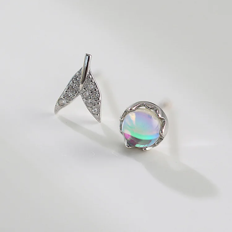 S925 All-Over Sterling Silver Transparent Fairy Tale Bubble Blue Foam Fishtail Stud Earrings Stud Earrings for Sensitive Ears
S925 All-Over Sterling Silver Transparent Fairy Tale Bubble Blue Foam Fishtail Stud Earrings Stud Earrings for Sensitive Ears