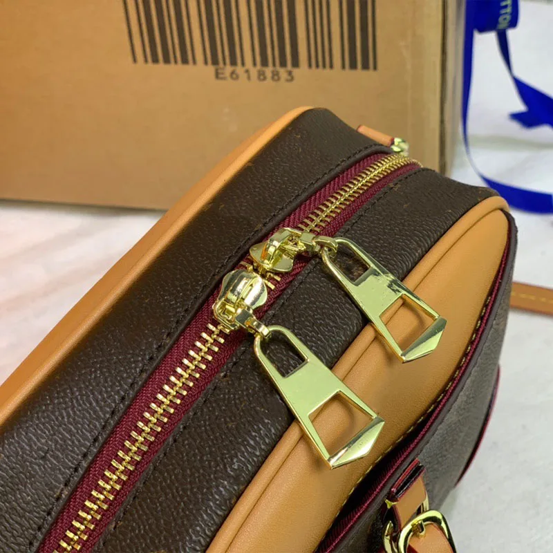 Fashion MINI CLASSIC handbag Monogram natural leather shoulder strap camera cowhide messenger bag high quality women's Bag
Fashion MINI CLASSIC handbag Monogram natural leather shoulder strap camera cowhide messenger bag high quality women's Bag