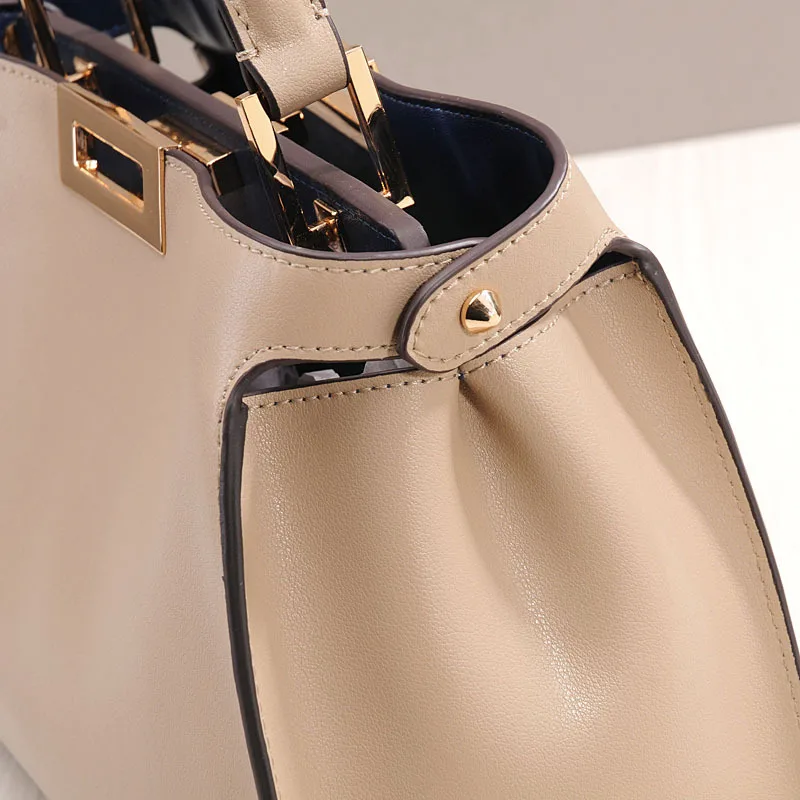 Genuine leather handbag handbag shoulder messenger bag women 2020 new women designer handbags famous brands luxury
Genuine leather handbag handbag shoulder messenger bag women 2020 new women designer handbags famous brands luxury