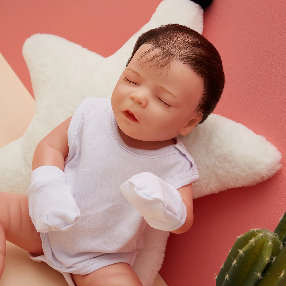 17.5 Inch Lifelike Reborn Babe Cloth Body Reborn Baby Doll Sleeveless Jumpsuit Boy Darren 
17.5 Inch Lifelike Reborn Babe Cloth Body Reborn Baby Doll Sleeveless Jumpsuit Boy Darren