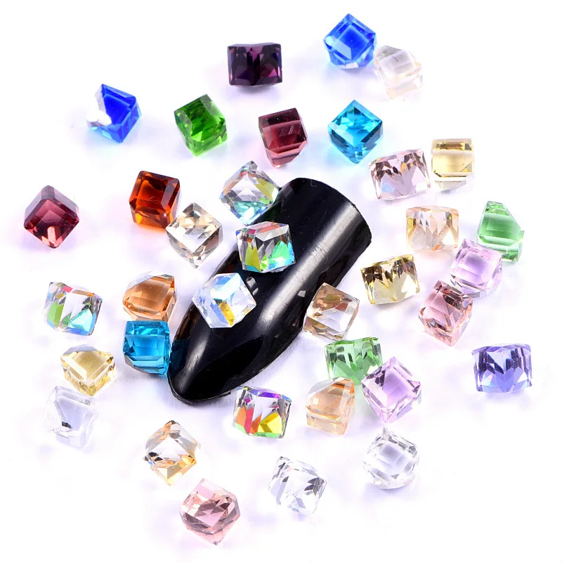 Nail Art Rhinestone 40pcs/2bags 4mm Three-dimensional Square Diamond Color Glass Bead Crystal Diamond DIY Jewelry Accessories
Nail Art Rhinestone 40pcs/2bags 4mm Three-dimensional Square Diamond Color Glass Bead Crystal Diamond DIY Jewelry Accessories
