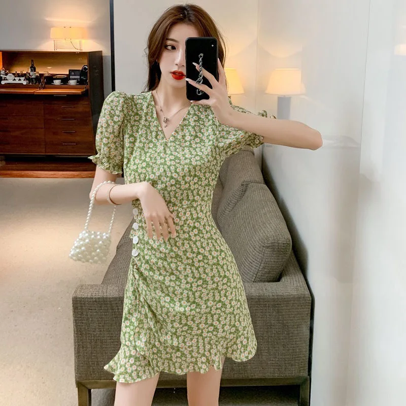 French Dress Women Mini 2021 New Spring And Summer Puff Sleeve Short Green Casual Daisy Floral Dresses Female Chic Design 
French Dress Women Mini 2021 New Spring And Summer Puff Sleeve Short Green Casual Daisy Floral Dresses Female Chic Design