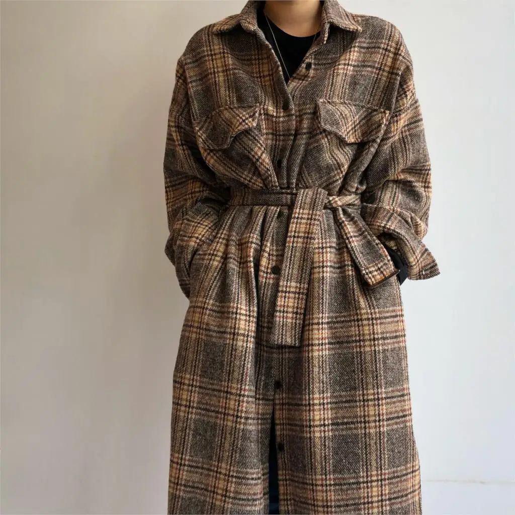 2020 New Autumn Winter Vintage Plaid Woolen Women Long Shirts Coats Long Sleeve Oversize Single Breasted Outwear Jacket
2020 New Autumn Winter Vintage Plaid Woolen Women Long Shirts Coats Long Sleeve Oversize Single Breasted Outwear Jacket