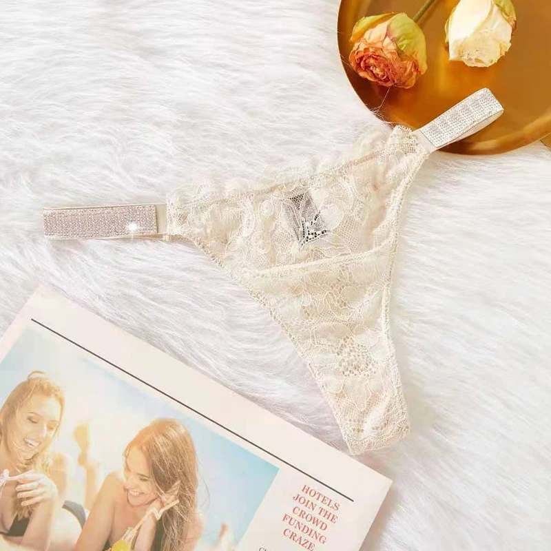 2021 NEW Sexy Women Underwear Panties Solid Comfort Underpants Seamless Lace Briefs Fashion Panty Intimates Brand Design 
2021 NEW Sexy Women Underwear Panties Solid Comfort Underpants Seamless Lace Briefs Fashion Panty Intimates Brand Design