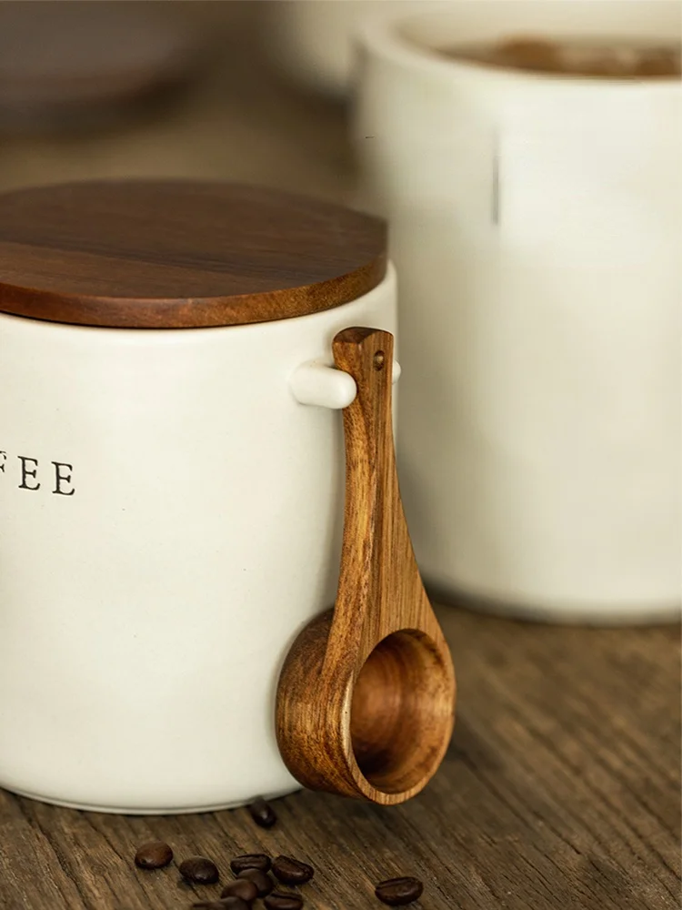 Ceramic Grains Storage Jar Spice Coffee Smell Proof Container Storage Tank with Lid Eco Friendly Cuisine Household Items DF50PG
Ceramic Grains Storage Jar Spice Coffee Smell Proof Container Storage Tank with Lid Eco Friendly Cuisine Household Items DF50PG