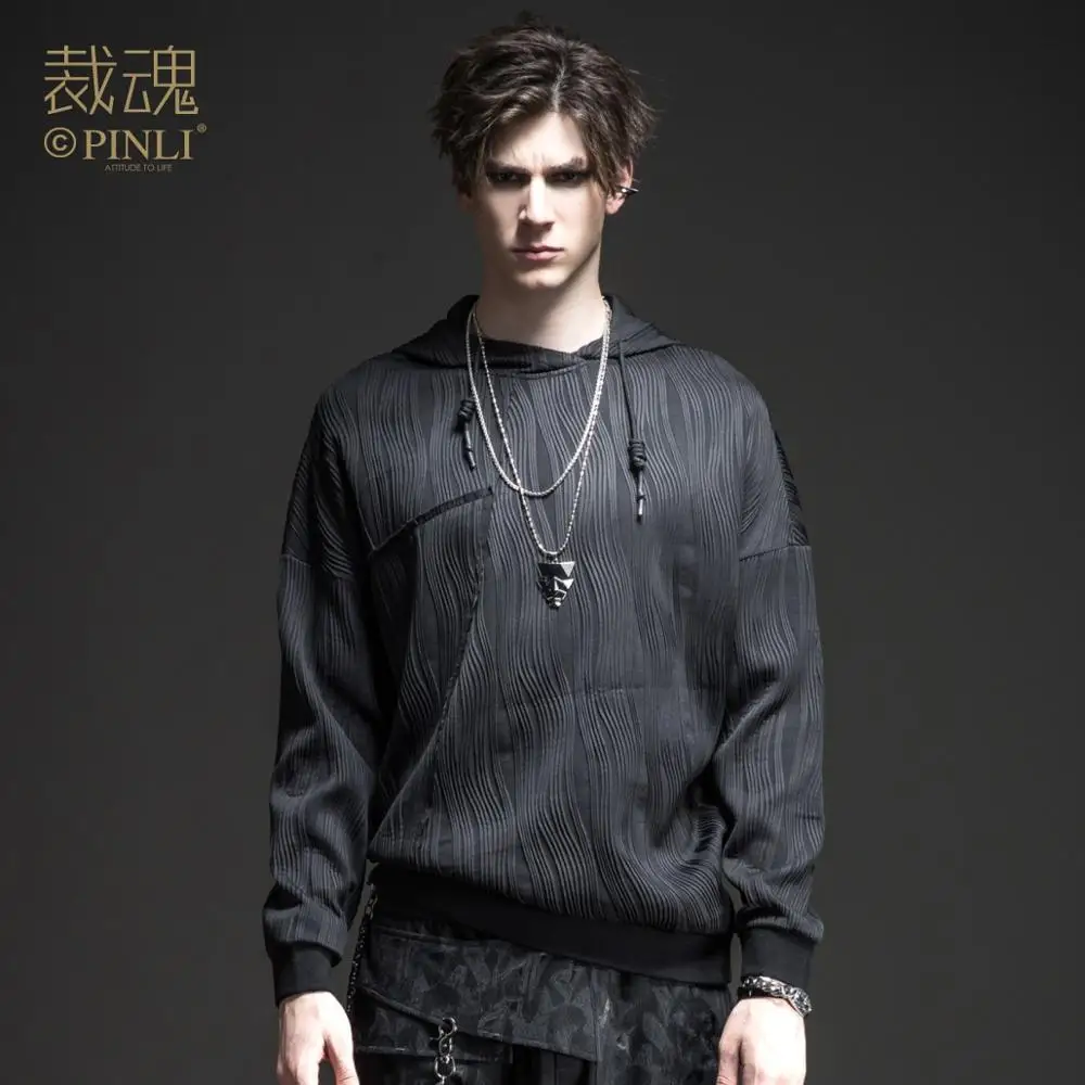 Free shipping New men's male unique fashion casual personality soul autumn dark jacquard striped hooded sweatershirt BC193509405
Free shipping New men's male unique fashion casual personality soul autumn dark jacquard striped hooded sweatershirt BC193509405