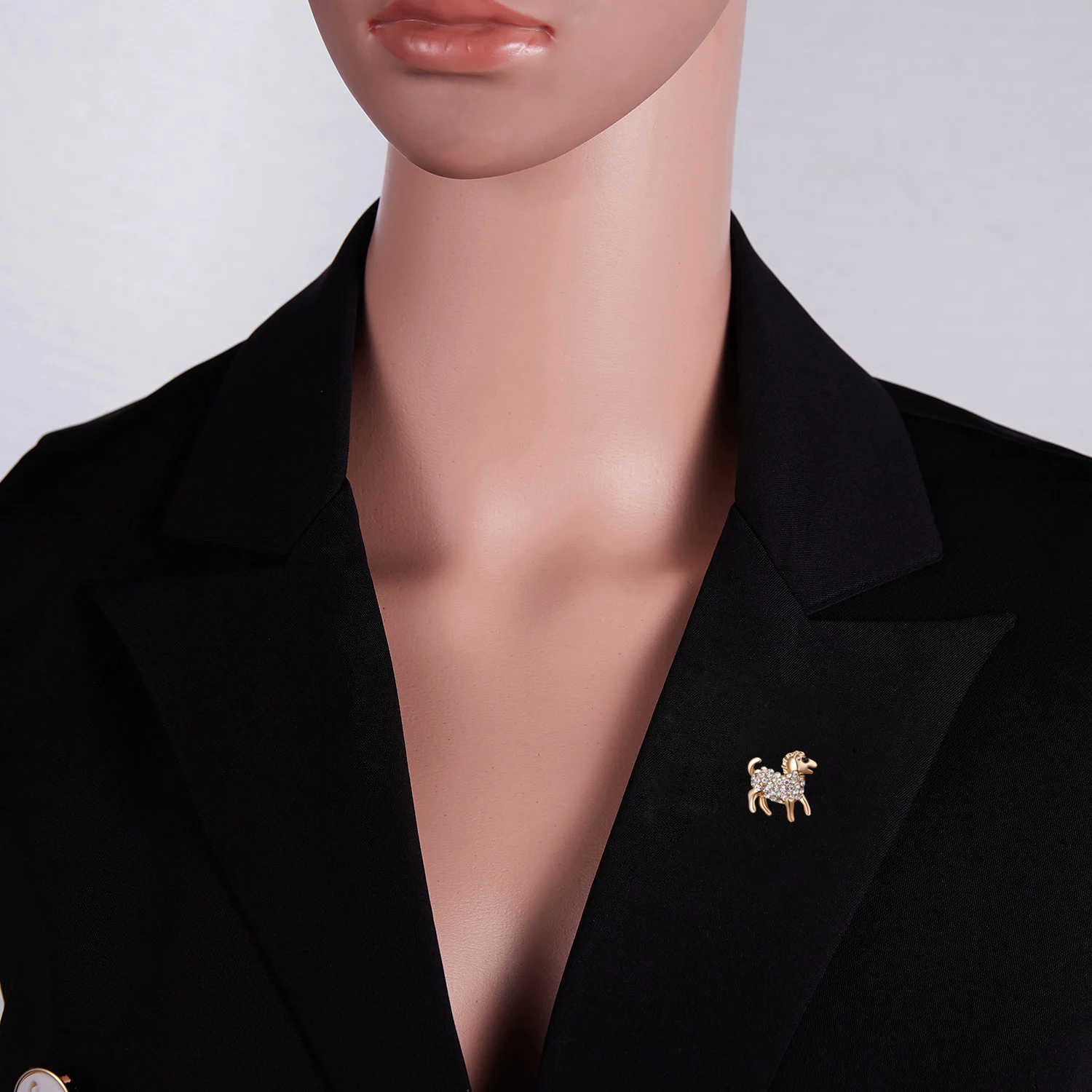 RINHOO Full Rhinestone Gold Color Horse Pony Brooches For Women Metal Pin Lovely Animal Design Brooch Jewelry Gifts
RINHOO Full Rhinestone Gold Color Horse Pony Brooches For Women Metal Pin Lovely Animal Design Brooch Jewelry Gifts