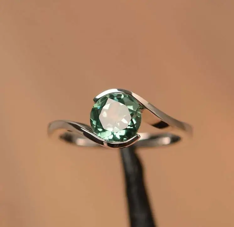 Wholesale 4 Colors Temperament Round Crystal Engagement Ring For Women Party Wedding Rings Fashion Jewely Hand Accessories
Wholesale 4 Colors Temperament Round Crystal Engagement Ring For Women Party Wedding Rings Fashion Jewely Hand Accessories