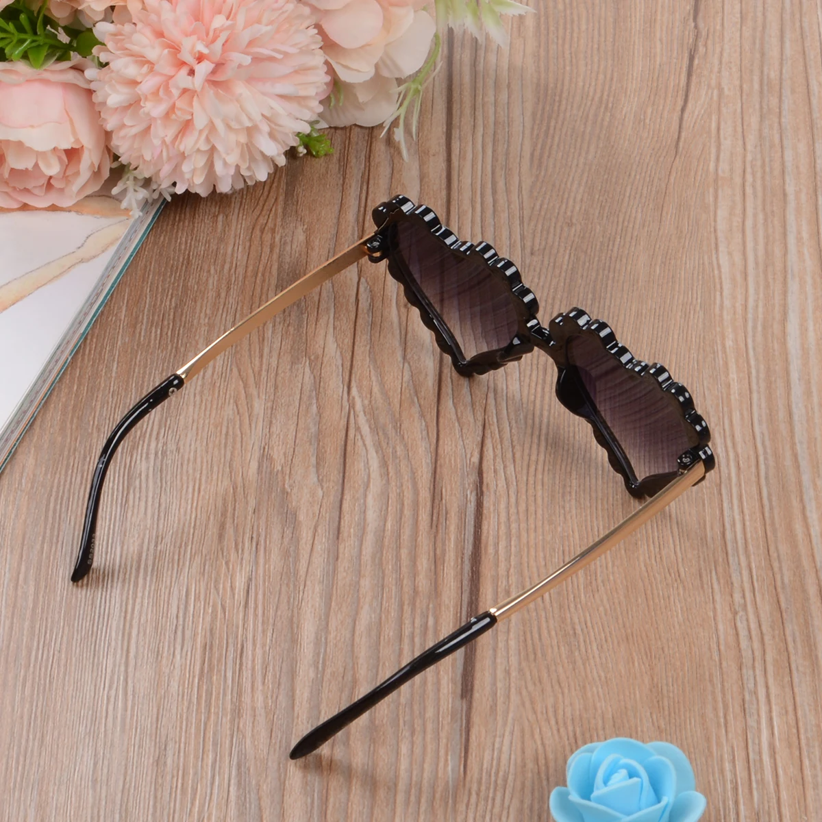 Kids Toddler Heart Shaped Sunglasses Cute Fashion UV Protection Sun Glass for Chirldren 2-8Years
Kids Toddler Heart Shaped Sunglasses Cute Fashion UV Protection Sun Glass for Chirldren 2-8Years