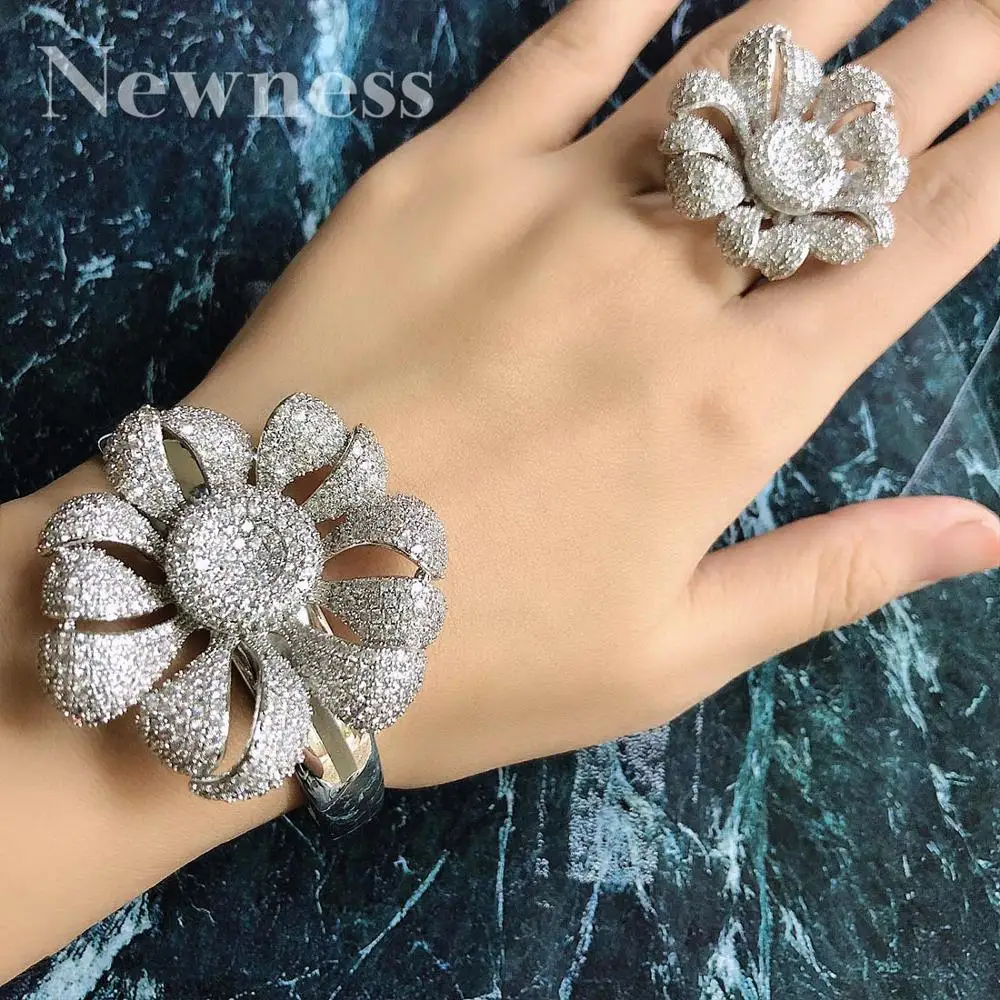 Newness Luxury Large Bloom Flower Bracelet Bangle and Ring Set for Women Engagement Wedding Party 
Newness Luxury Large Bloom Flower Bracelet Bangle and Ring Set for Women Engagement Wedding Party
