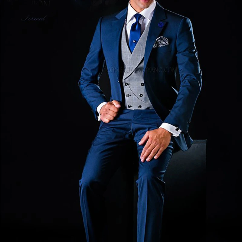 3 piece Groom Tuxedo for Wedding Navy Blue Slim fit Men Suits with Notched Lapel Man Fashion Jacket Gray Waistcoat with Pants
3 piece Groom Tuxedo for Wedding Navy Blue Slim fit Men Suits with Notched Lapel Man Fashion Jacket Gray Waistcoat with Pants