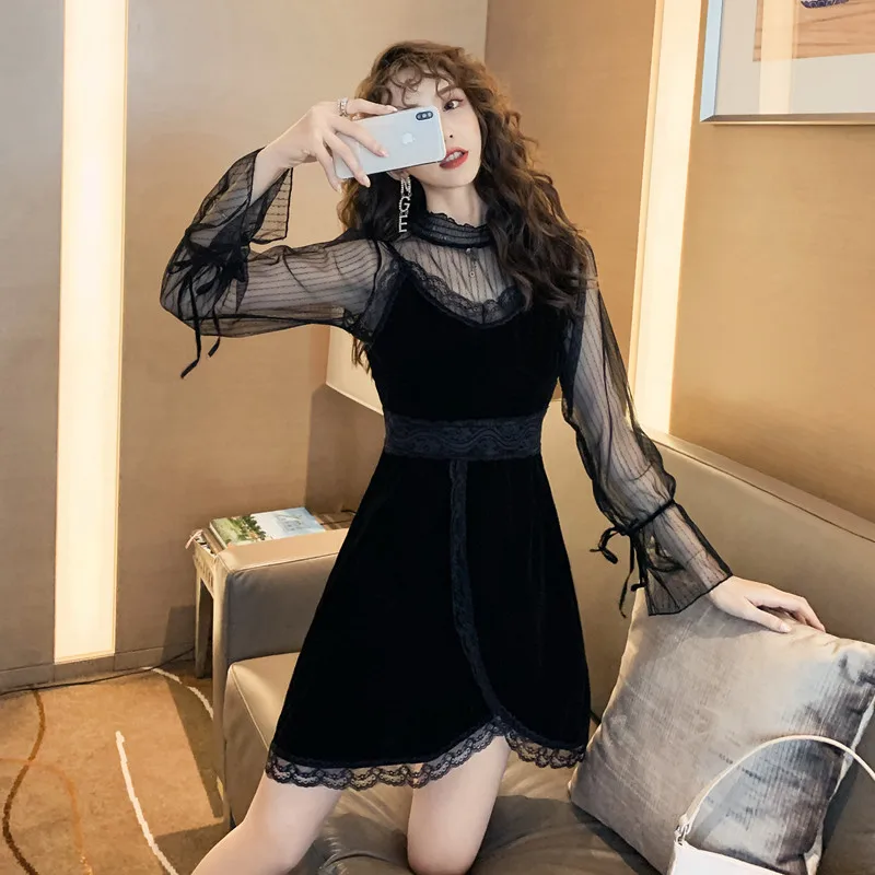 Big Size Black Lace Blouse and Spaghetti Strap Mini Dress Ladies Party 2 Piece Set Casual Vintage Autumn Winter Two Piece Set
Big Size Black Lace Blouse and Spaghetti Strap Mini Dress Ladies Party 2 Piece Set Casual Vintage Autumn Winter Two Piece Set
