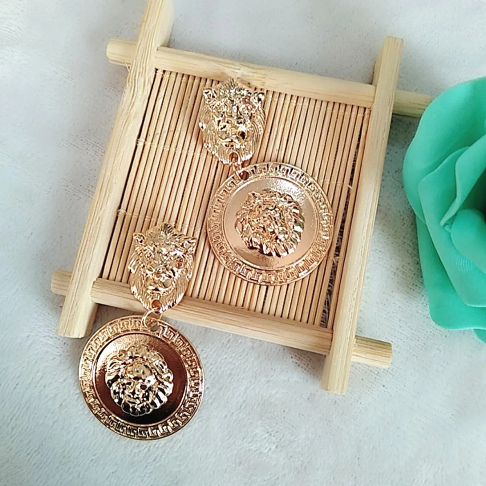 1Pair Coin Earrings Baroque Totem Retro Earrings For Girl Lion Cute Stud Earrings Gold Metal Geometric Vintage Women Party
1Pair Coin Earrings Baroque Totem Retro Earrings For Girl Lion Cute Stud Earrings Gold Metal Geometric Vintage Women Party