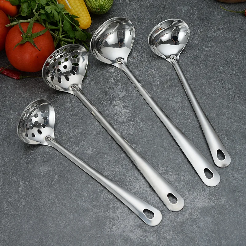 Silver Stainless Steel Table Spoons Heart Shape Communal Spoon With Long Handle Soup Spoon Colander Dinner Spoon Tableware 2021 
Silver Stainless Steel Table Spoons Heart Shape Communal Spoon With Long Handle Soup Spoon Colander Dinner Spoon Tableware 2021