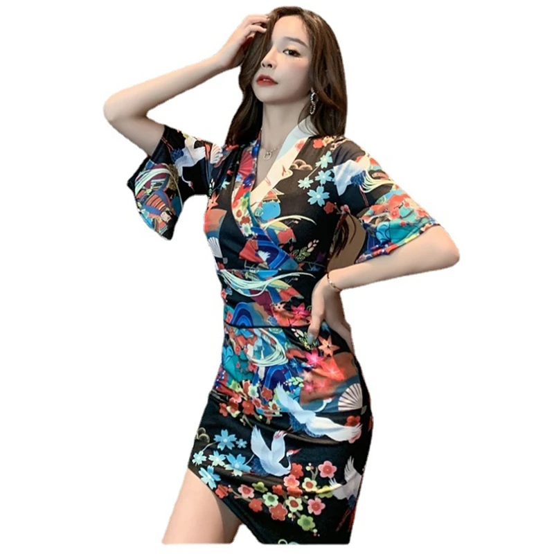 Japanese Style Women Dress Kimono Yukata Summer Short Sleeve Sakura Floral Print V Neck Dress Slim Dresses Sexy Street Wear 2021
Japanese Style Women Dress Kimono Yukata Summer Short Sleeve Sakura Floral Print V Neck Dress Slim Dresses Sexy Street Wear 2021