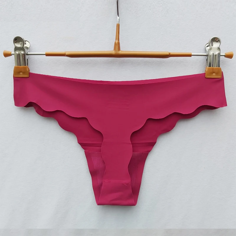 Hot Sale Women's Solid Color Sexy Ice Silk Panties Low Waist Seamless Thong Lace Classic Skin-friendly Ladies Panties
Hot Sale Women's Solid Color Sexy Ice Silk Panties Low Waist Seamless Thong Lace Classic Skin-friendly Ladies Panties