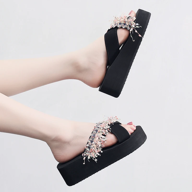 Female Shoes House Slippers Platform Summer Clogs Woman Luxury Slides Heeled Mules On A Wedge 2021 Beach Designer Flat High Rome
Female Shoes House Slippers Platform Summer Clogs Woman Luxury Slides Heeled Mules On A Wedge 2021 Beach Designer Flat High Rome