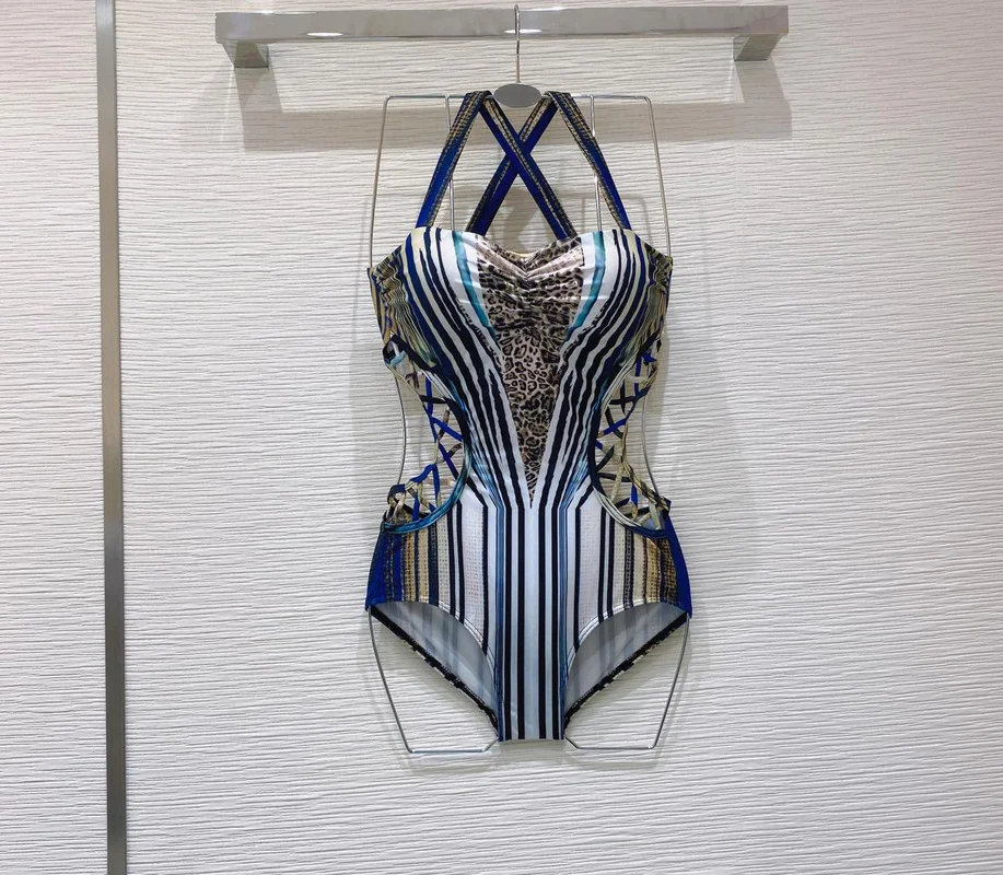 High Quality Luxury Summer Sexy Women Striped Print One Piece Swimwear with Cup Bikini Swimsuit
High Quality Luxury Summer Sexy Women Striped Print One Piece Swimwear with Cup Bikini Swimsuit
