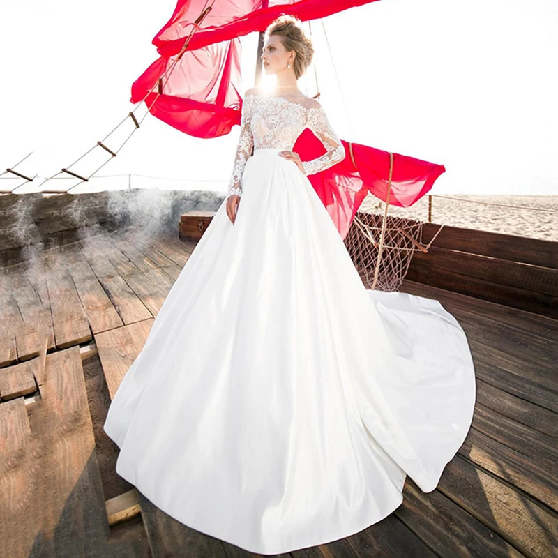 Sinple Satin Wedding Dress 2020 Off The Shoulder Lace Appliqued Boho Wedding Gown Long Sleeves Bridal Dress 50cm Train
Sinple Satin Wedding Dress 2020 Off The Shoulder Lace Appliqued Boho Wedding Gown Long Sleeves Bridal Dress 50cm Train