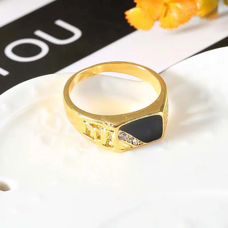 Diamond Triangle Drop Oil Men's Ring Individuality Universal Triangle Alloy Ring Jewelry Popular Stylish Geometric Jewelry
Diamond Triangle Drop Oil Men's Ring Individuality Universal Triangle Alloy Ring Jewelry Popular Stylish Geometric Jewelry