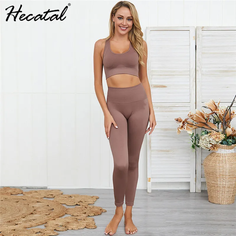 Однотонный женский спортивный костюм Hecatal для йоги, спортивный комплект для женщин, бюстгальтер, топ, леггинсы, женская одежда
Однотонный женский спортивный костюм Hecatal для йоги, спортивный комплект для женщин, бюстгальтер, топ, леггинсы, женская одежда
