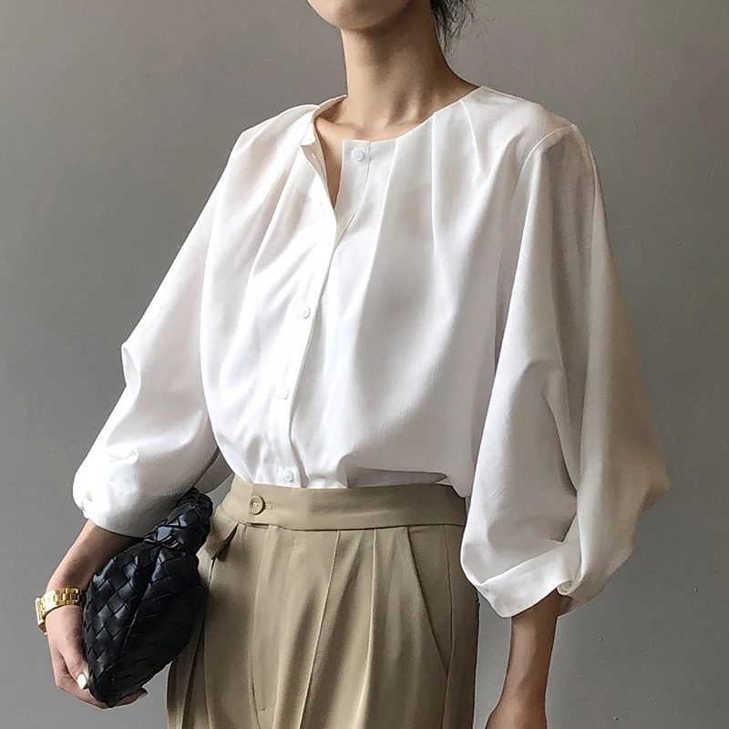 Solid White Blouse Women Single Breasted Long Sleeve Cotton Autumn Shirts Casual Korean Loose Elegant Ladies Vintage Tops
Solid White Blouse Women Single Breasted Long Sleeve Cotton Autumn Shirts Casual Korean Loose Elegant Ladies Vintage Tops