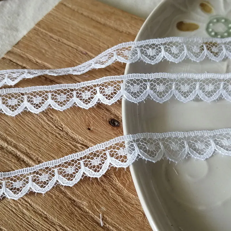 5 м белый кружевной лентой украшения из синтетического волокна для кукла Лолита ткань платье DIY Материал из комплекты пижам «Хелло Китти» дл... 
5 м белый кружевной лентой украшения из синтетического волокна для кукла Лолита ткань платье DIY Материал из комплекты пижам «Хелло Китти» дл...
