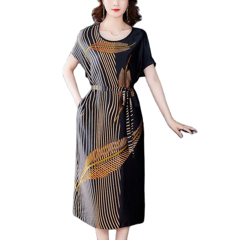 Summer Casual Print M-4XL Plus Size Chiffon Dress 2021 Women Vintage Print Mulberry Silk Midi Dress Elegant Slim Party Vestidos
Summer Casual Print M-4XL Plus Size Chiffon Dress 2021 Women Vintage Print Mulberry Silk Midi Dress Elegant Slim Party Vestidos