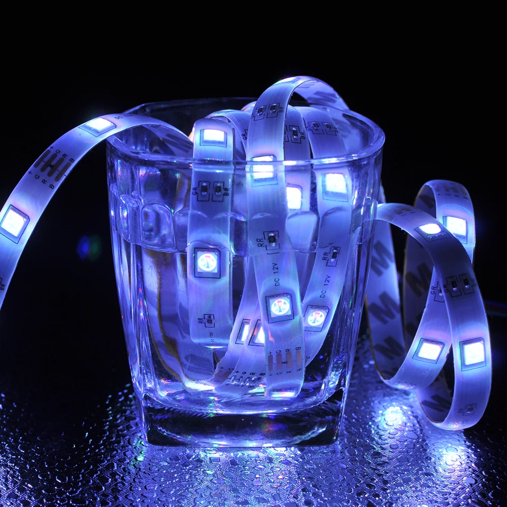 Светодиодная ленсветильник 5 м 10 м 15 м Luces LED RGB 5050 Bluetooth Белый теплый для фосветильник телевизора носветильник Рождество домашний декор
Светодиодная ленсветильник 5 м 10 м 15 м Luces LED RGB 5050 Bluetooth Белый теплый для фосветильник телевизора носветильник Рождество домашний декор