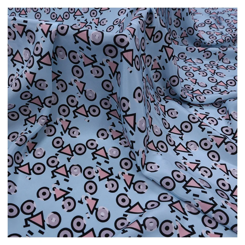 Mulberry silk crepe de chine fabric cloth per meter 16mm 114 cm wide cartoon printed clothing dress fabric wholesale silk cloth 
Mulberry silk crepe de chine fabric cloth per meter 16mm 114 cm wide cartoon printed clothing dress fabric wholesale silk cloth