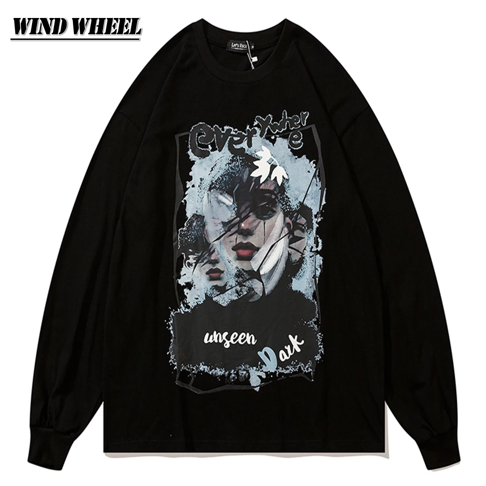 Hoodies & Sweatshirts
Hoodies & Sweatshirts